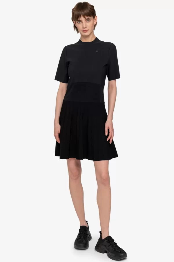 golfkleid_mit_kurzen_rmel_1.webp SPORTALM Golfkleid mit kurzen Ärmeln* Kleider