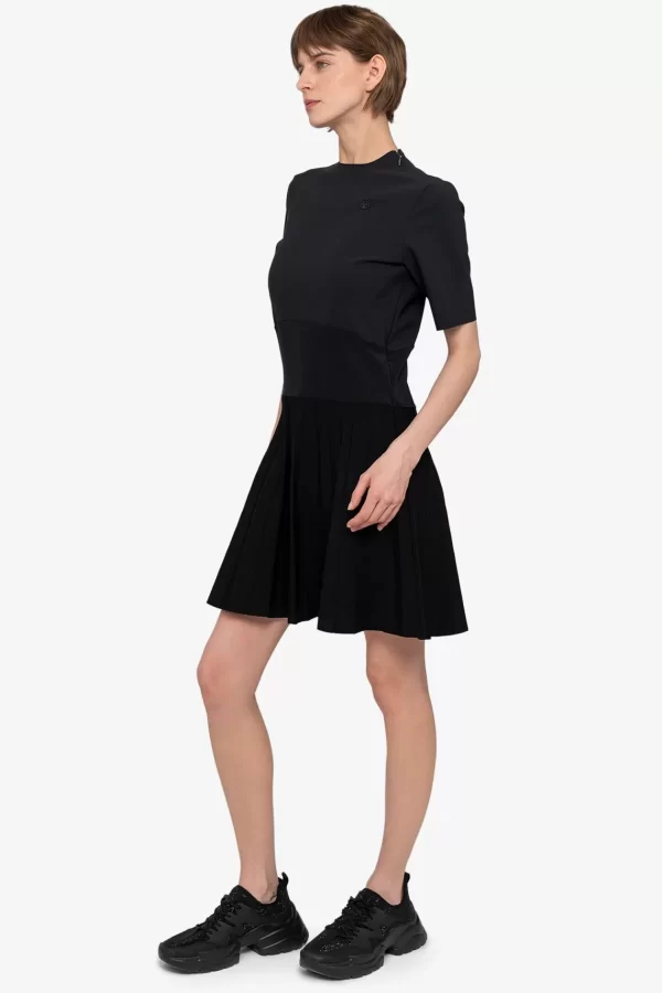 golfkleid_mit_kurzen_rmel_2.webp SPORTALM Golfkleid mit kurzen Ärmeln* Kleider
