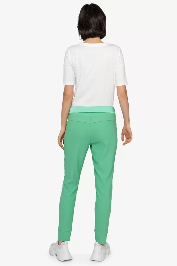 jogginghose_mit_schmalem__3-1.webp SPORTALM Jogginghose mit schmalem Bein* Hosen / Jeans
